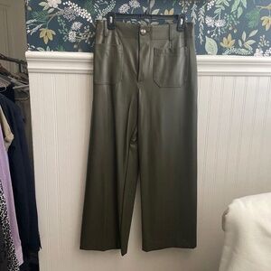 Olive green - Faux leather cropped pant